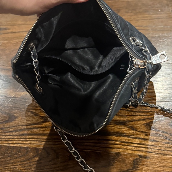 DKNY vintage black quilted leather adjustable chain, shoulder strap, Crossbody - Picture 7 of 7